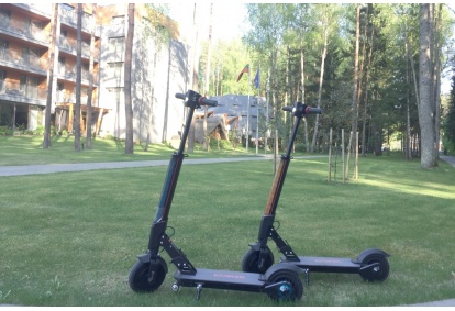 Pasivažinėjimas elektriniu paspirtuku Anykščiuose