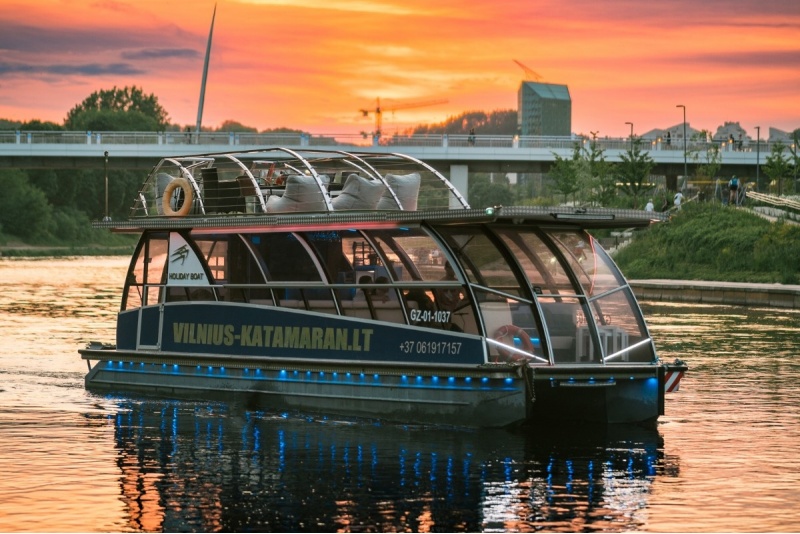 Plaukimas Nerimi kompanijai su „Vilnius Katamaran“