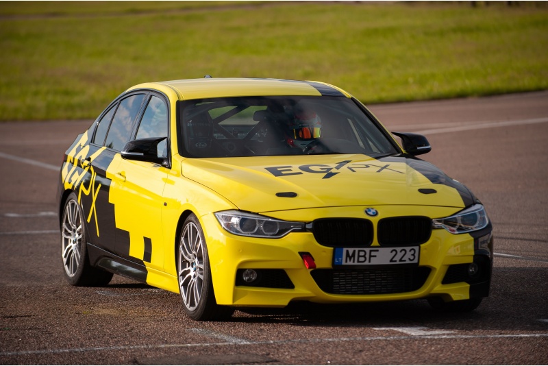 Vairuok lenktyninį VT3 klasės BMW F30 Nemuno žiede