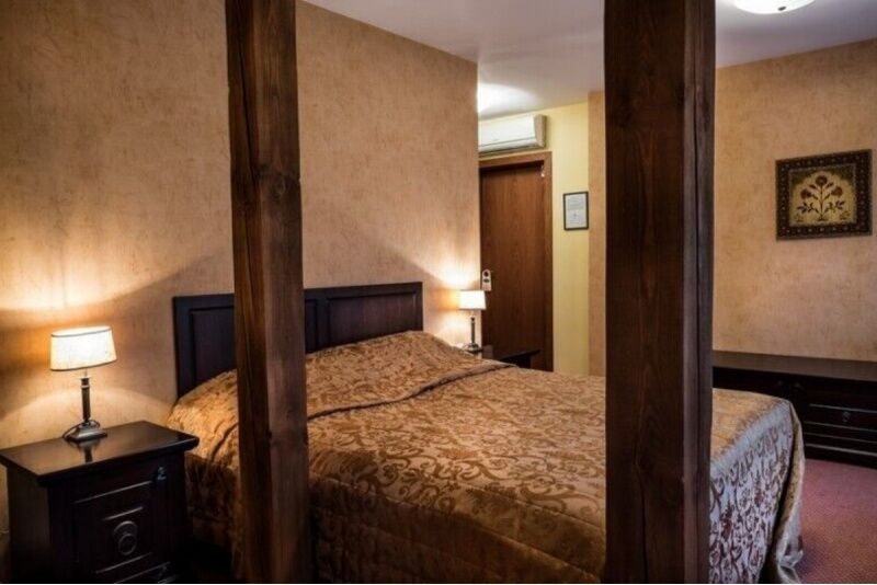 Romantiška nakvynė dviem „Grafo Zubovo“ viešbutyje Šiauliuose