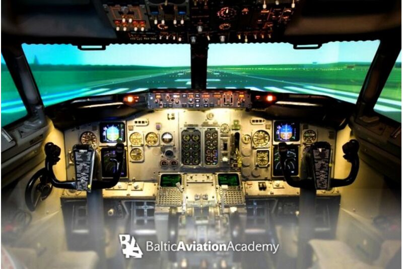 Realaus skrydžio Boeing 737 simuliatoriaus pilotavimas Vilniuje