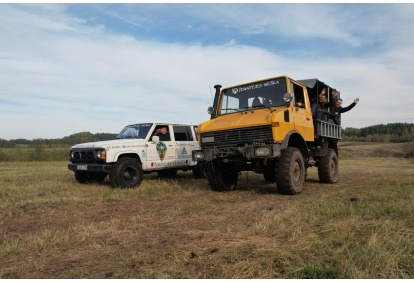 Ekstremalus pasivažinėjimas bekelės džipu  „Unimog“ Žemaitijos Keliais