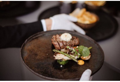 Vyno ir 6 patiekalų degustacinė vakarienė restorane „Monte Pacis“ Kaune