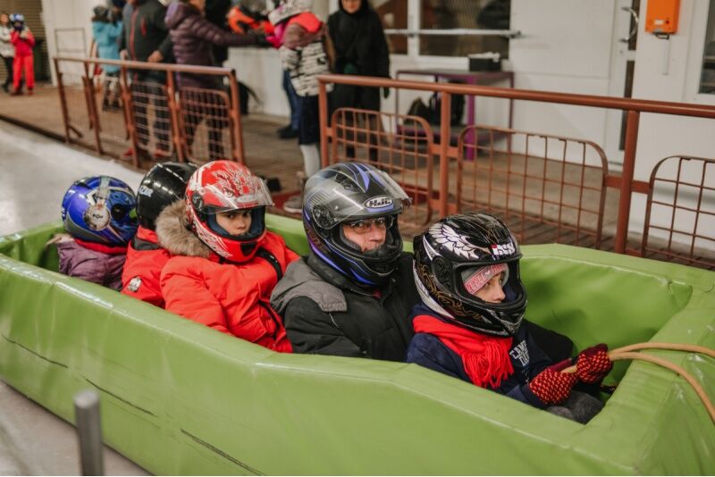 Šeimos pasivažinėjimas su minkštu bobu bobslėjaus ir rogučių trasoje „Sigulda“