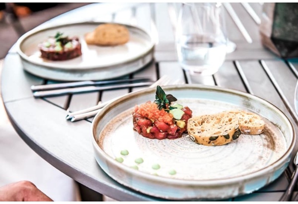 Trijų patiekalų degustacinė vakarienė  ,,Namų restorane” dviem