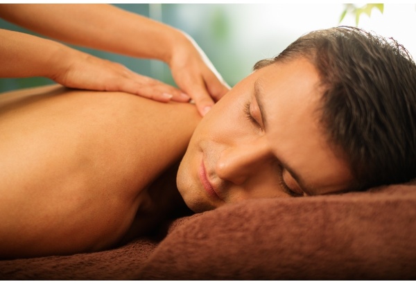 Giliųjų audinių viso kūno masažas vyrams „Harmony SPA“ centre Telšiuose