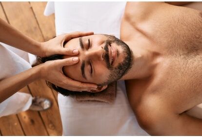 Antistresinis masažų kompleksas vyrams grožio salone „Prie saulės“ Šiauliuose