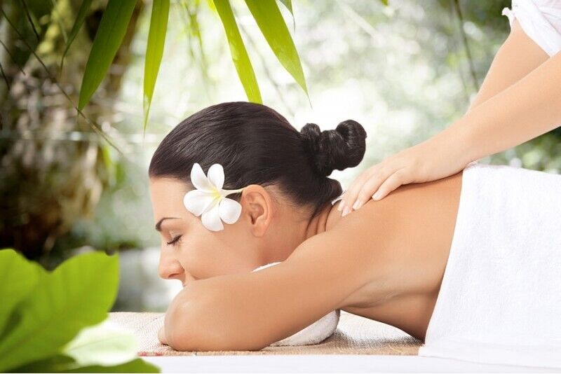Viso kūno masažas „Bali Santi“ salone „Provanso kvapai“