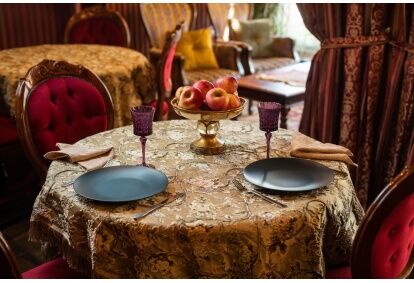 Nakvynė su vakariene dviem „Sofijos rezidencijoje“ Birštone