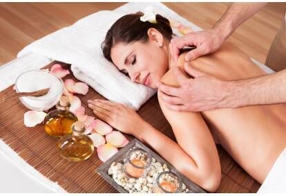 Aromaterapinis atpalaiduojamasis viso kūno masažas Klaipėdoje