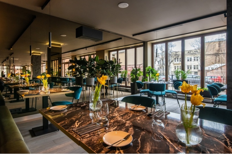 Nakvynė su vakariene dviem viešbutyje „Conti hotel“ Vilniuje