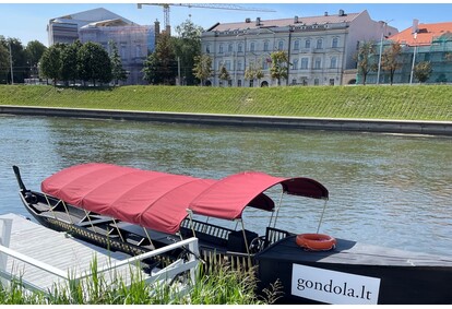 Plaukimas gondola 1-12 asmenų Vilniuje