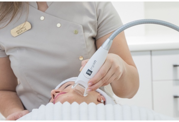 LPG endermologie procedūra veidui, kaklui ir rankoms „Ląstelių stimuliacija“