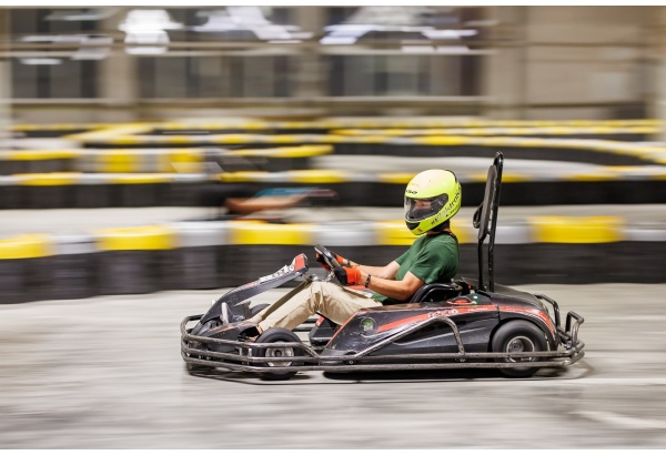 Pasivažinėjimas kartingu  „Kartlande“ 1 asmeniui Vilniuje arba Kaune