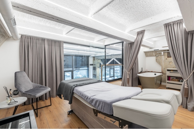 Natūralių blakstienų laminavimas grožio studijoje „Mos Loft“ Kaune
