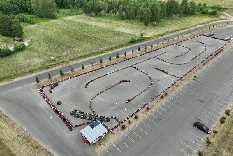 Pasivažinėjimas kartingais Mažeikiuose