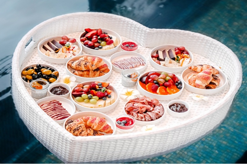 „Plaukiojantys“ pusryčiai ir SPA viešbutyje ,,Harmony Park” dviem