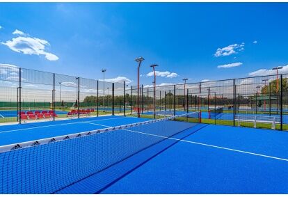 Padelis arba tenisas + apsilankymas SPA erdvėje dviem „Harmony Park“