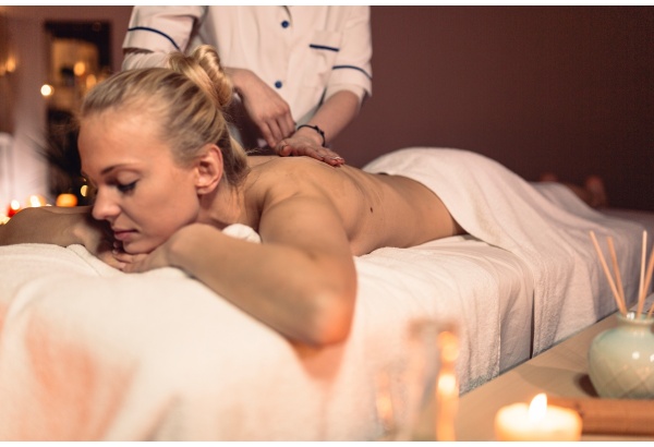 Klasikinis viso kūno masažas studijoje “MR. M. Massage” Vilniuje
