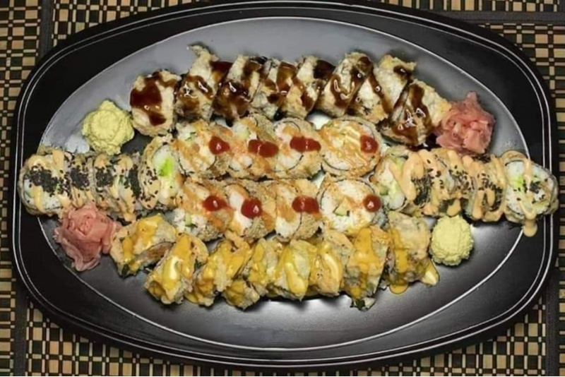 “Niam Niam Sushi” restorano 32 vnt. suši rinkinys Vilniuje