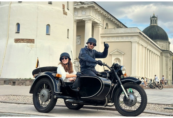 Pasivažinėjimas senovinio motociklo lopšyje Vilniuje