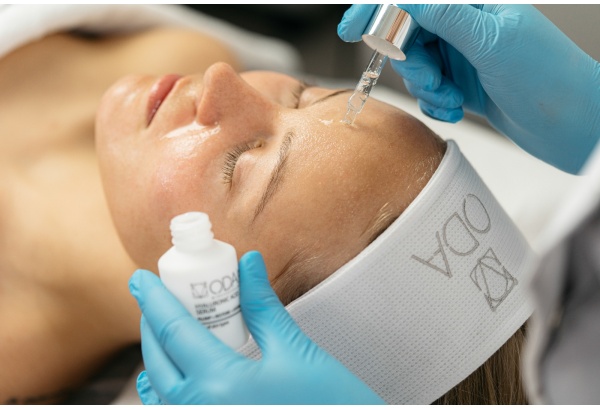 EXO-HEAL® egzosomų procedūra + mikroadatinė mezoterapija Vilniuje