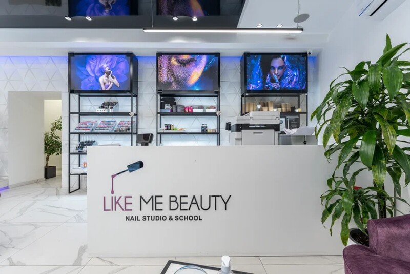 Vyriškas manikiūras salone „Like me Beauty“ Vilniuje