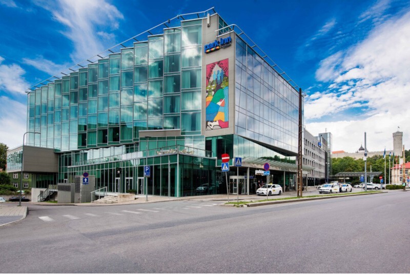 Mini atostogos dviem Park Inn by Radisson Meriton Conference & Spa Hotel Tallinn viešbutyje