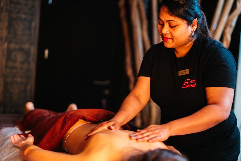 East Island SPA rinkinys "Kelionė į Indiją"