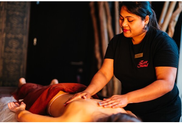 East Island SPA rinkinys "Kelionė į Indiją"