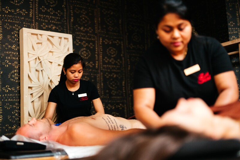 East Island SPA rinkinys dviem "Kelionė į Indiją"