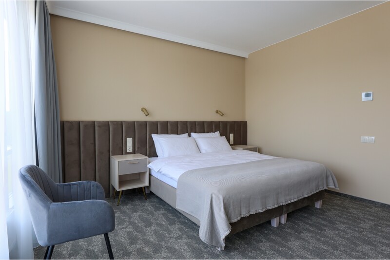 Nakvynė su SPA dviem „Suncity Hotel“ Šiauliuose