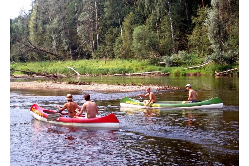 Plaukimas Gaujos upe (3 km maršrutas) Siguldoje