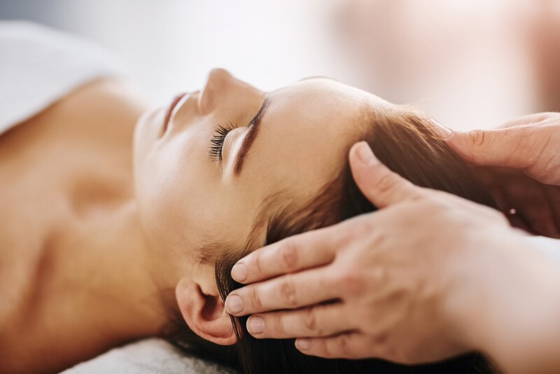 Harmonizuojantis Shiatsu galvos, kaklo, apykaklės masažas Klaipėdoje