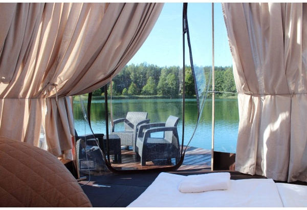 Nakvynė „Oasis Dome“ kupole Varėnos rajone