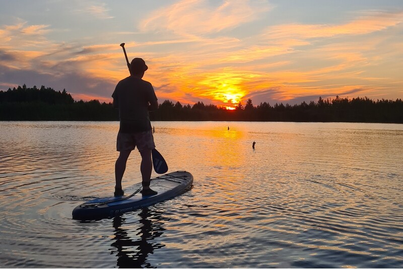 Saulėlydis ant irklentės (SUP) Kemerių pelkėje kartu su „Fab Adventures“