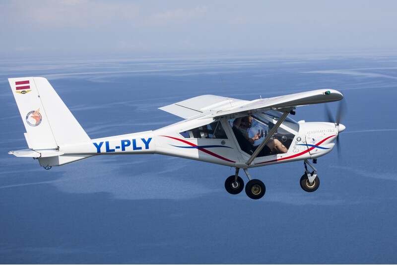 Įspūdingas skrydis dviviečiu lėktuvu AEROPRAKT-22 iš Adažių aerodromo