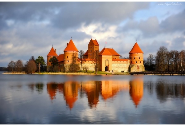 Kelionė laivu „Nepažinti Trakai“ 3 asmenų šeimai