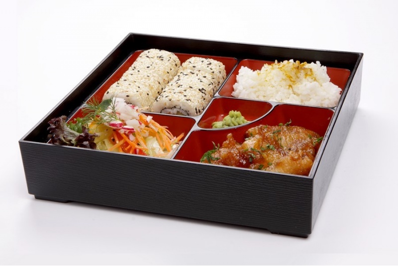 Romantiška vakarienė japoniško maisto restorane „Yakata“