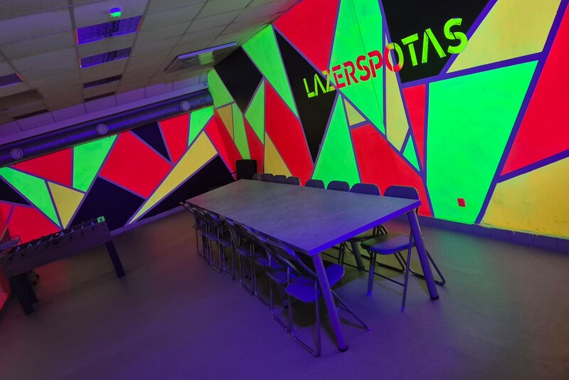 LASER TAG kompanijai LAZERSPOTO arenoje Marijampolėje