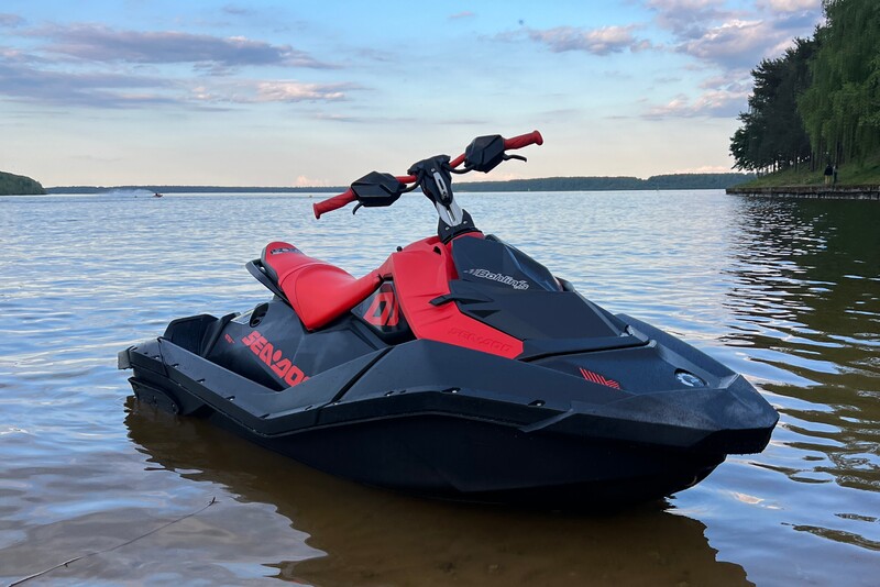 Nepamirštama pramoga ant vandens – kateris ir vandens motociklas vienu metu Kaune