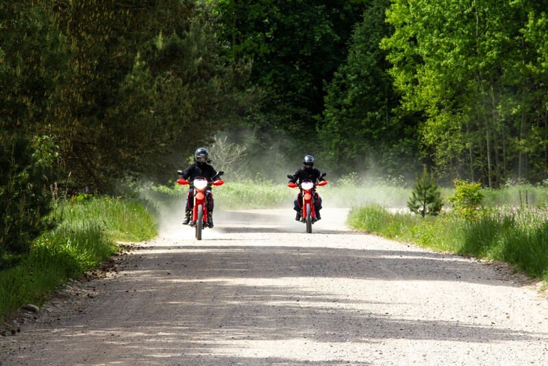 Ekstremalus turas enduro motociklais po Vilniaus apylinkes