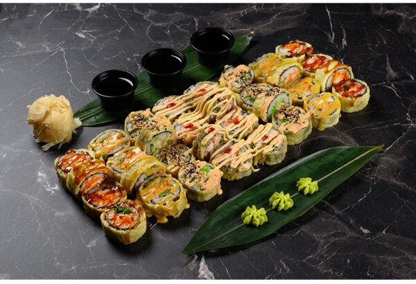 “Niam Niam Sushi” restorano 32 vnt. suši rinkinys Vilniuje