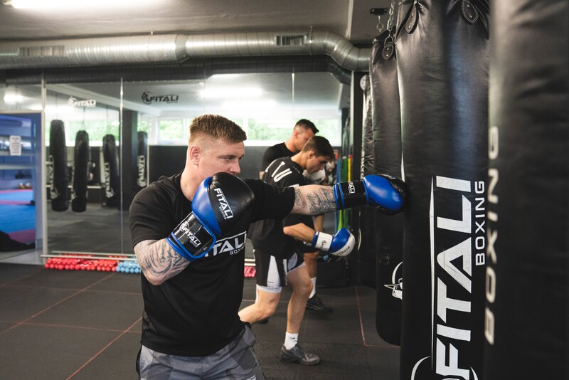 Individuali bokso treniruotė su treneriu „FitAli Boxing“ Vilniuje