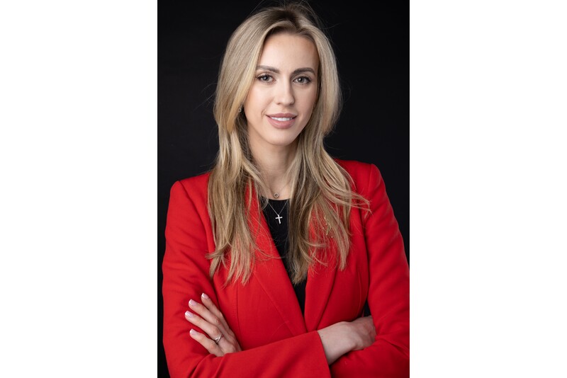 Asmeninė fotosesija studijoje su profesionaliu makiažu Vilniuje