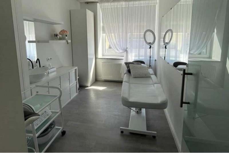 Drėkinanti veido procedūra ir veido masažas Klaipėdoje