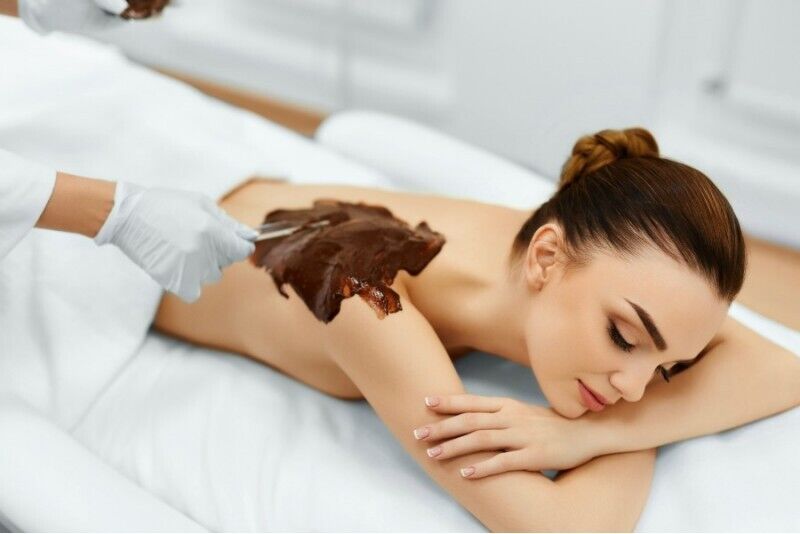 Procedūra visam kūnui su šokolado kosmetiniu kremu Panevėžyje