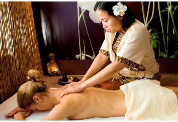 Tailandietiškas aromaterapinis viso kūno masažas Vilniuje