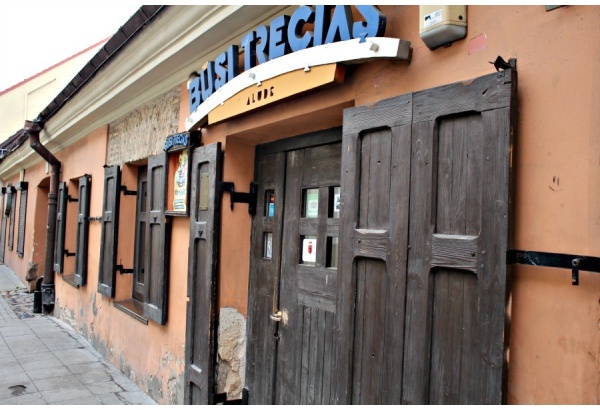 Vakarienė alaus restorane „Būsi trečias“