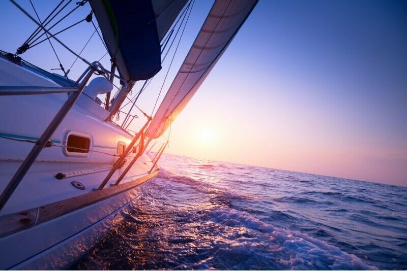 Romantiškas pasiplaukiojimas jachta „Žaltys“ Trakuose